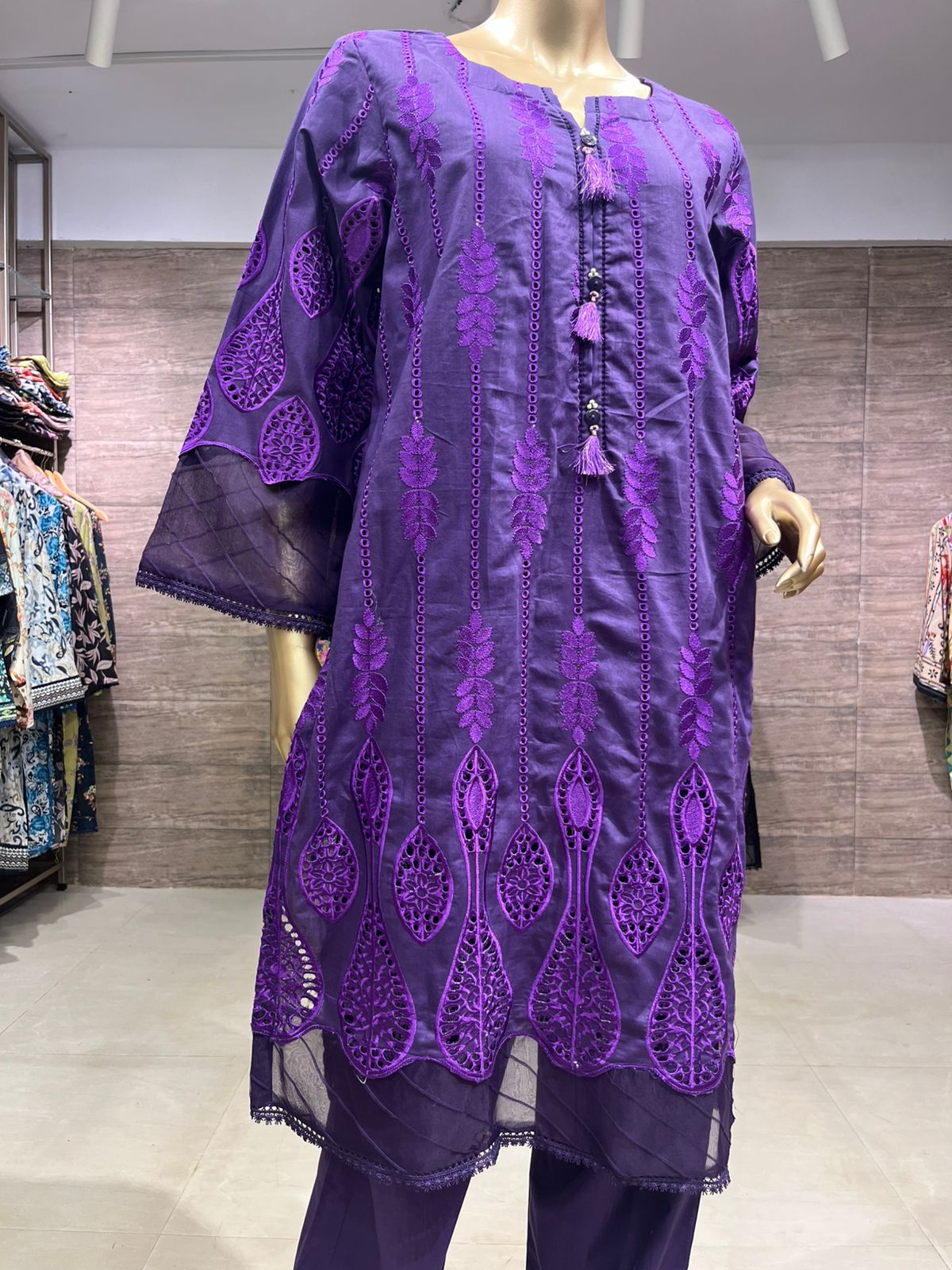 FARIHA CHICKEN KARI 2 PIECE