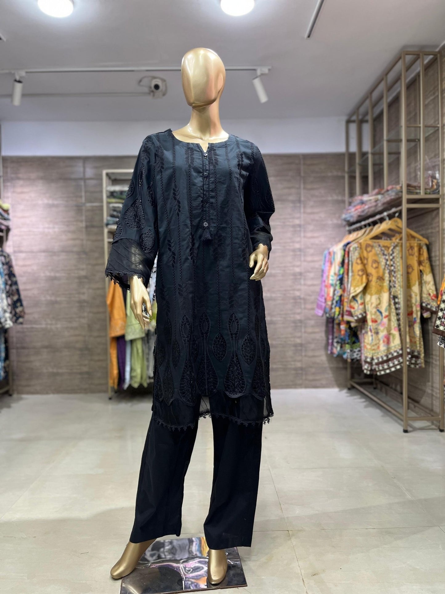 FARIHA CHICKEN KARI 2 PIECE