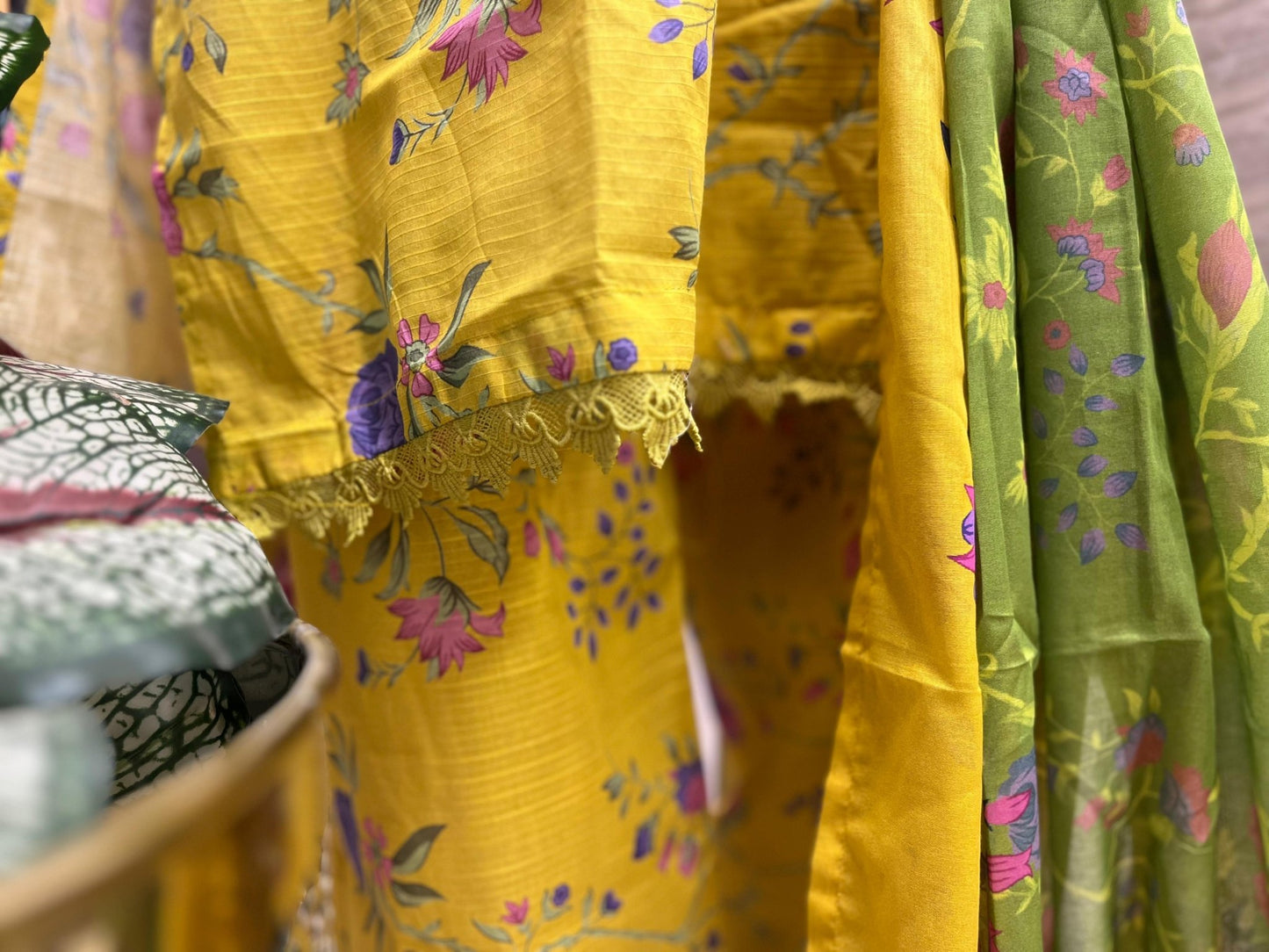 PRINTED DORIA LAWN 3 PIECE