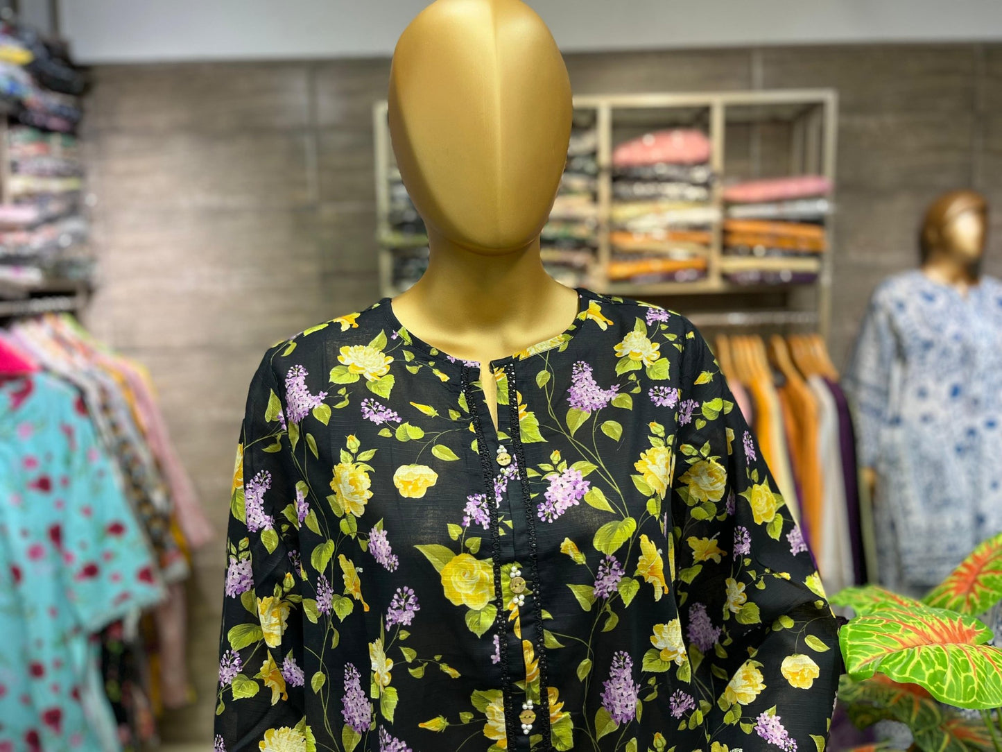 PRINTED DORIA LAWN 3 PIECE